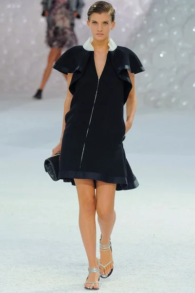Look 26